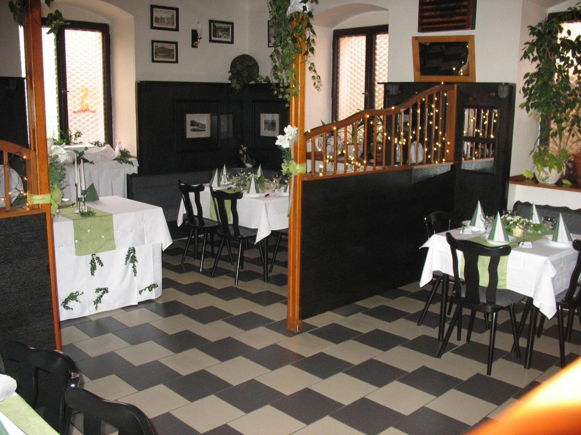 Hotel Kovarna Decin Buitenkant foto