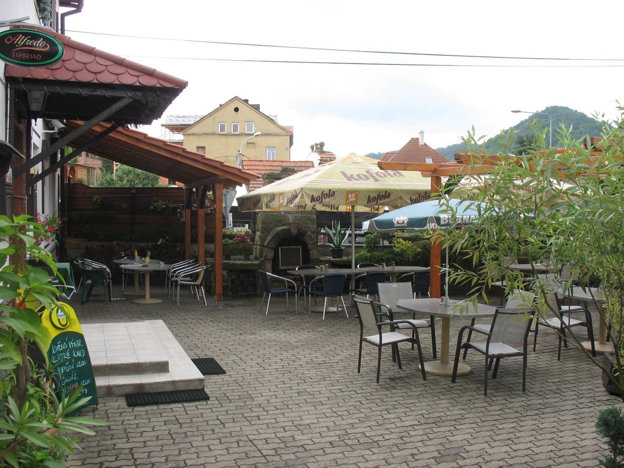 Hotel Kovarna Decin Buitenkant foto