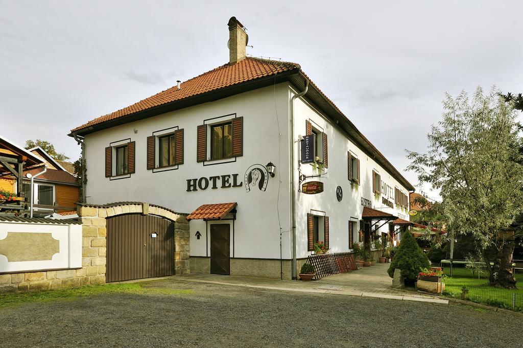 Hotel Kovarna Decin Buitenkant foto