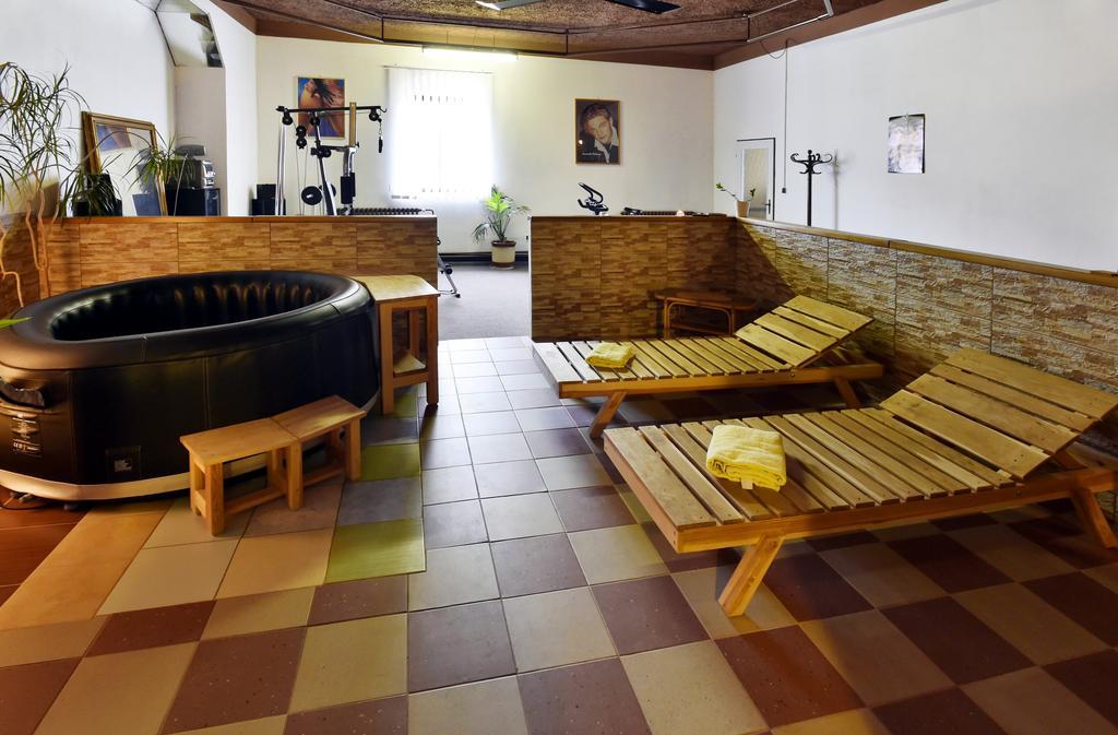Hotel Kovarna Decin Buitenkant foto