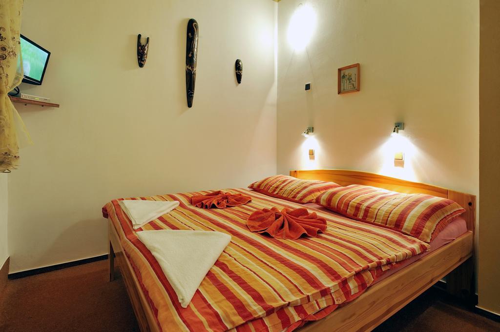 Hotel Kovarna Decin Buitenkant foto