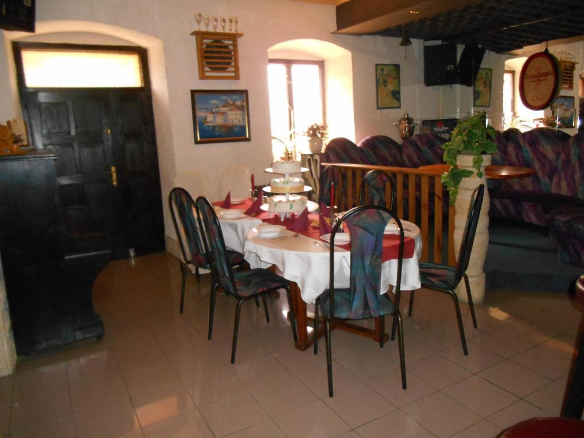 Hotel Kovarna Decin Buitenkant foto